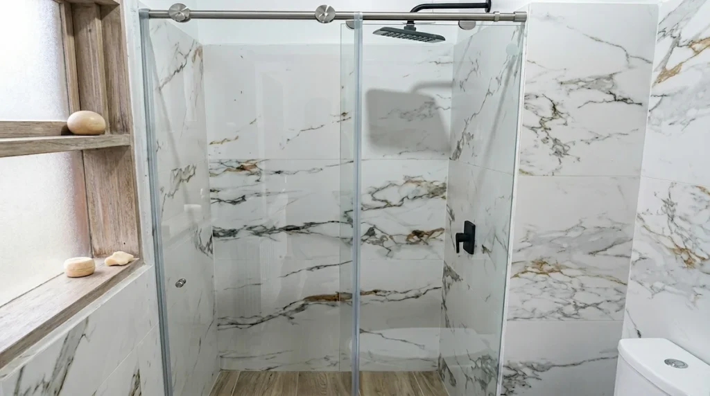 cabina baño moderno con vidrio templado - vidrios jp